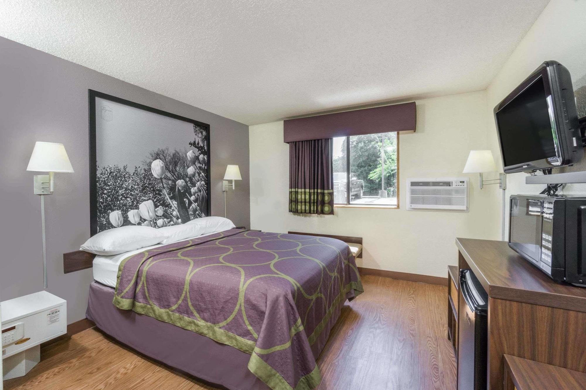 Super 8 By Wyndham Zanesville Exterior foto